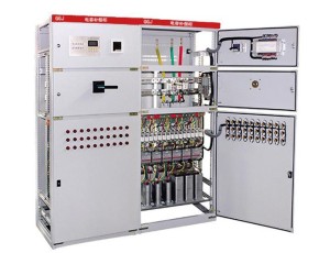 C Compensation de puissance réactive basse tension de type GGJ J